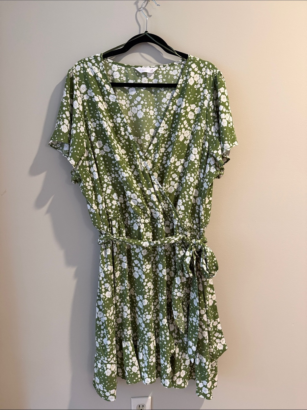 LC Lauren Conrad Green Floral Wrap Dress with Tie Waist